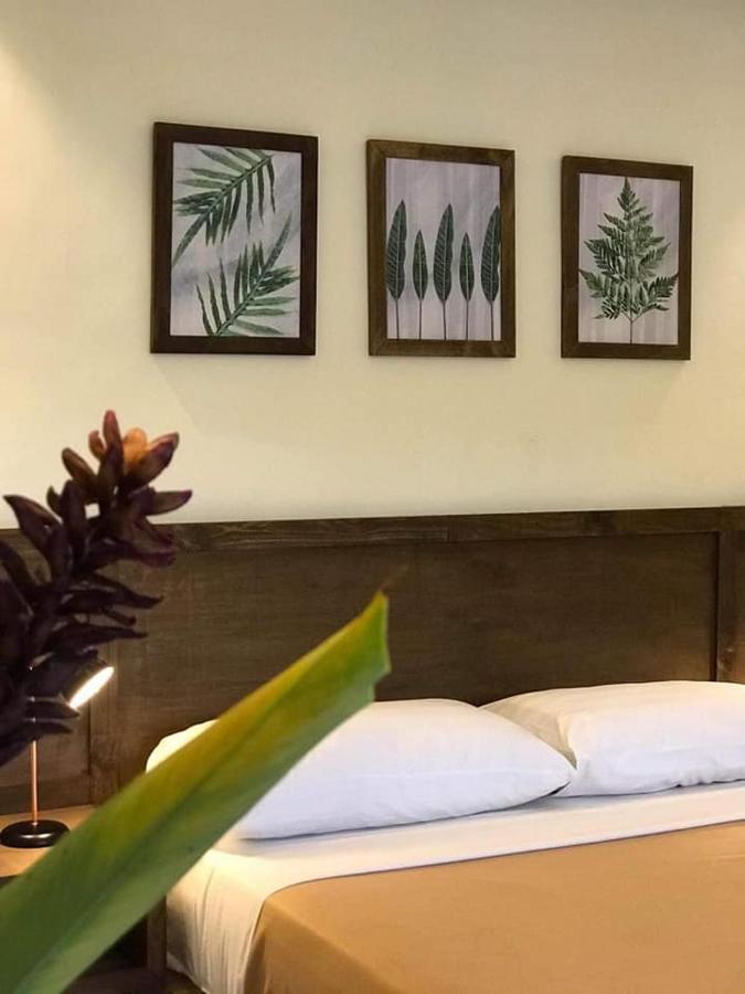 Forest Garden Lodge Bilar
